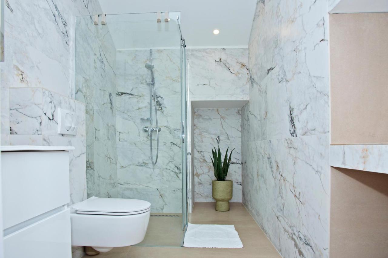 Flowers Premium Apartments & Rooms Zagreb Bagian luar foto