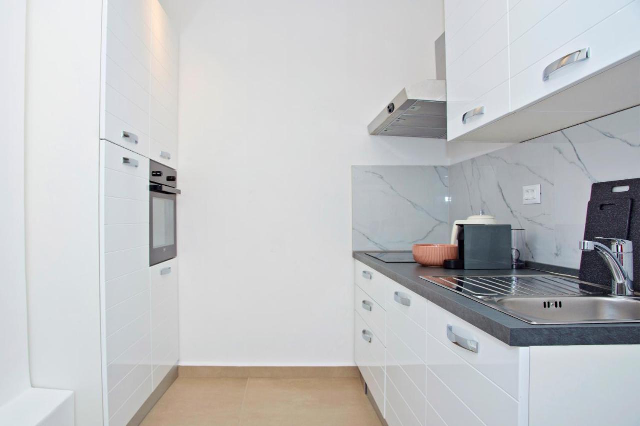 Flowers Premium Apartments & Rooms Zagreb Bagian luar foto